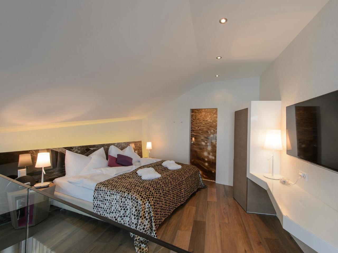Birrwil Hotel-Restaurant-Schifflaende מראה חיצוני תמונה