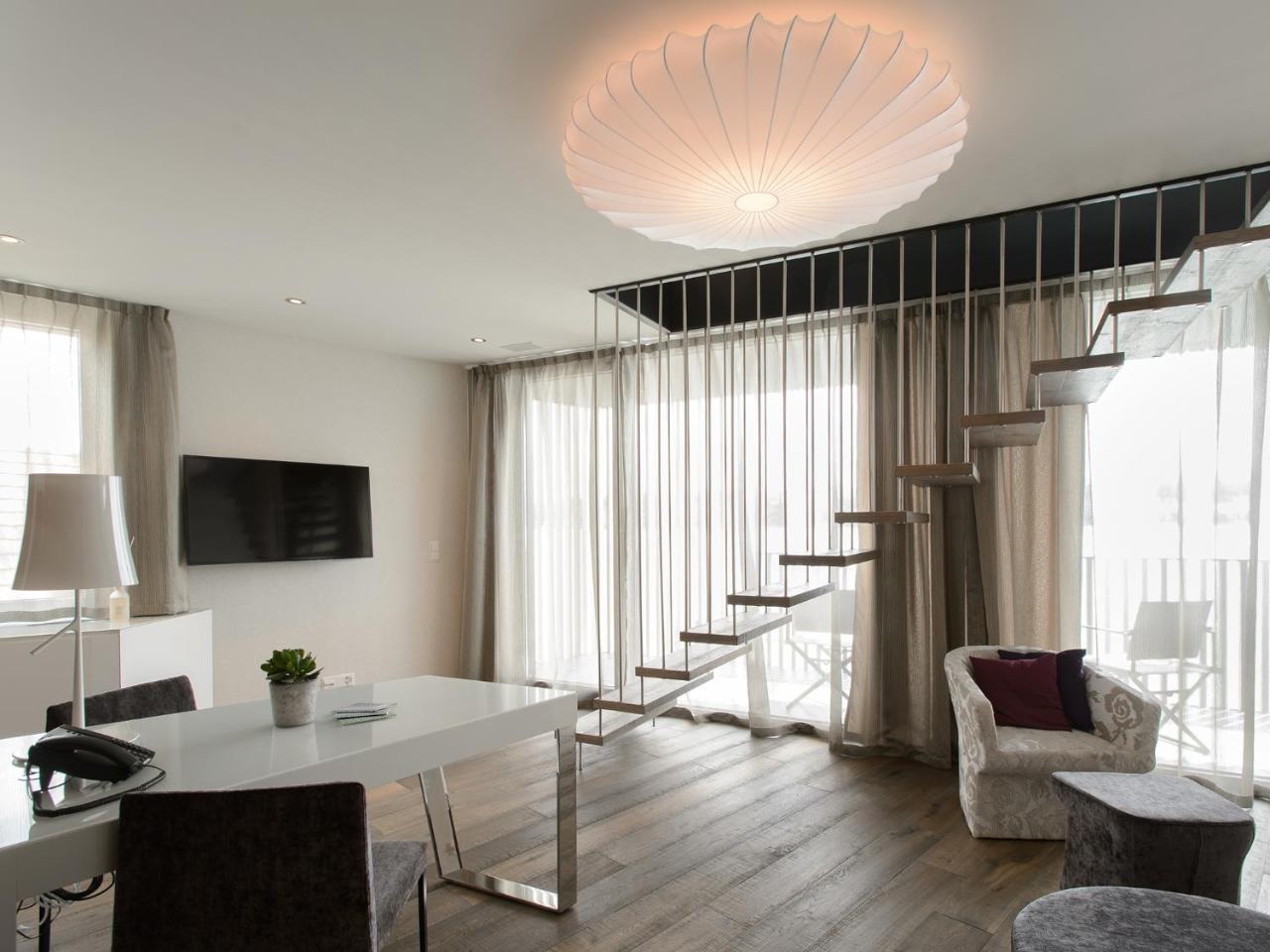 Birrwil Hotel-Restaurant-Schifflaende מראה חיצוני תמונה